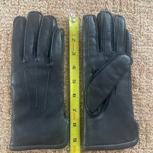 LL Bean women’s deerskin gloves, rabbit fur lining